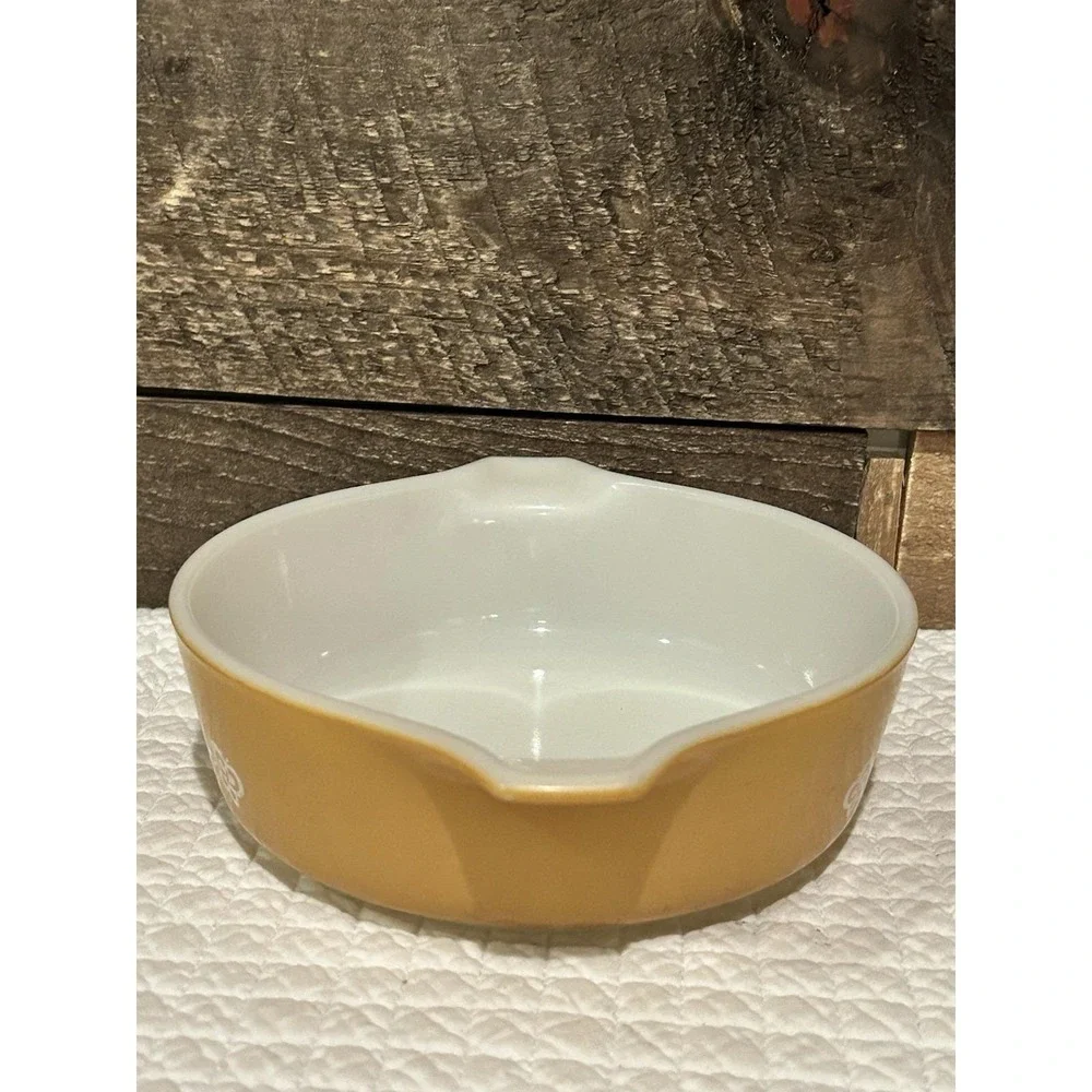 Vintage Pyrex Butterfly Gold Casserole Dish 500 ml. 471-B Cinderella No Lid Bowl